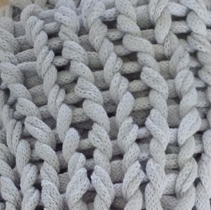 Ienjoy Home Chunky Throw